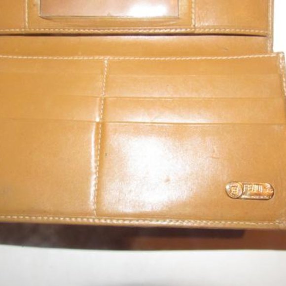 *Fendi Checkerboard Print In Browns XL Vintage - Picture 5 of 8